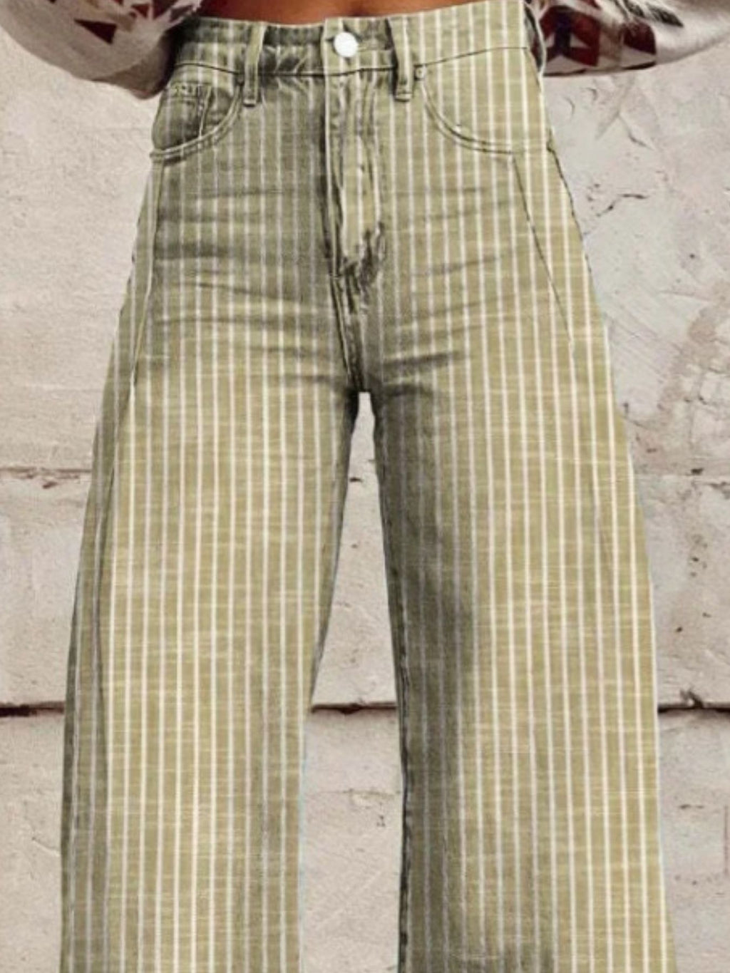 8fa7f89f-381a-41f5-aadd-e4cba01c202e-Max