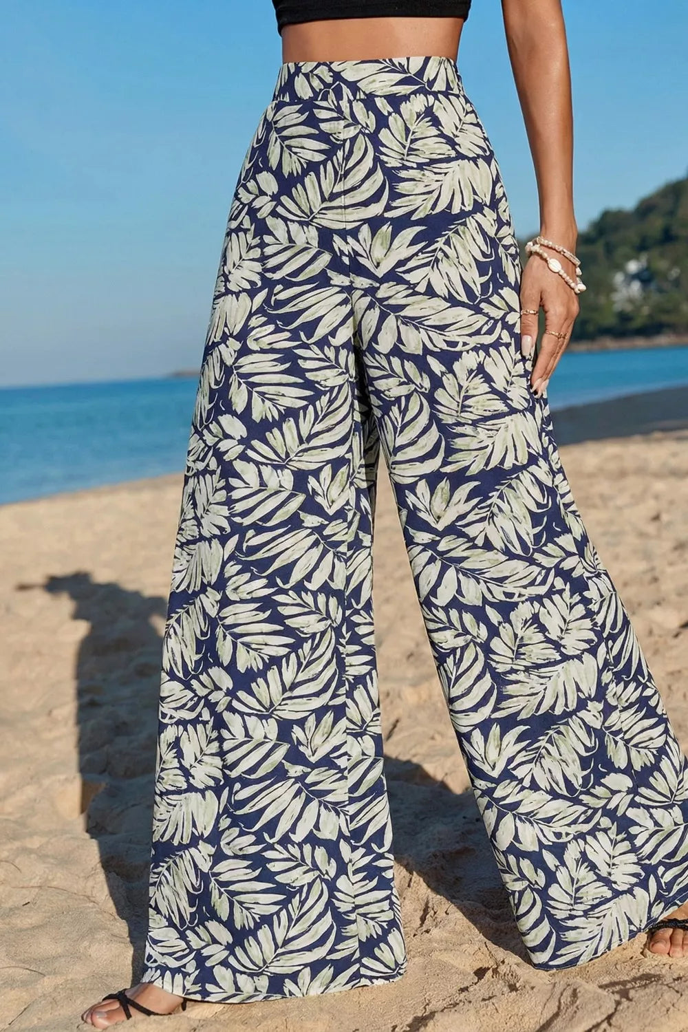 * Ropa de mujer elegante y moderna de Divaden
* Moda femenina con estilo, elegancia y presencia Divaden
* Colección de ropa femenina con diseño moderno Divaden
* Estilo femenino minimalista y sofisticado Divaden
* Prendas elegantes para mujer con identidad Divaden
* Moda contemporánea para mujer con diseño limpio Divaden
* Estilo moderno y elegante para mujer Divaden
* Piezas femeninas diseñadas con elegancia y presencia
* Colección de moda femenina con enfoque moderno Divaden
* Ropa de mujer con estilo sof